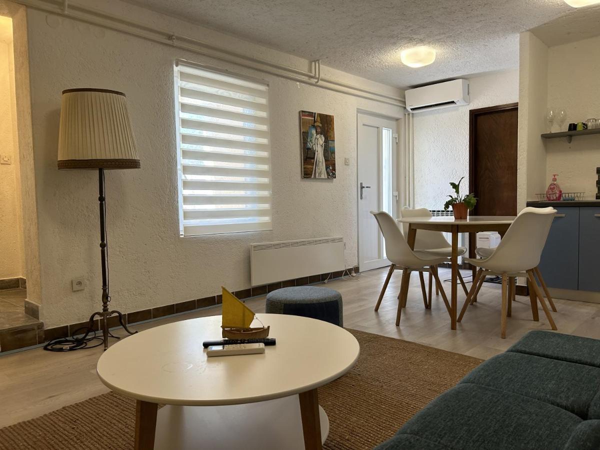 Peaceful Apartment With Patio Rovinj Exteriér fotografie